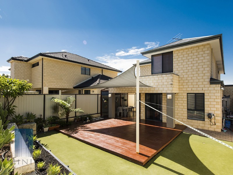 15A Surrey Road, Wilson WA 6107