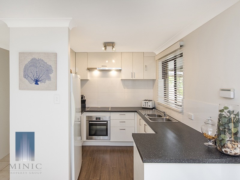 1/6 Surrey Road, Wilson WA 6107