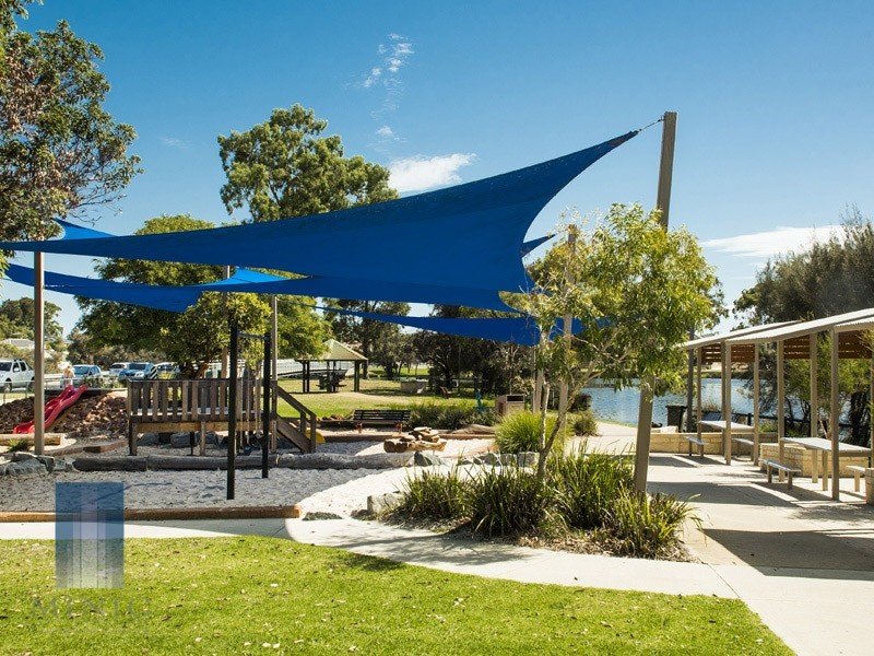 1/6 Surrey Road, Wilson WA 6107