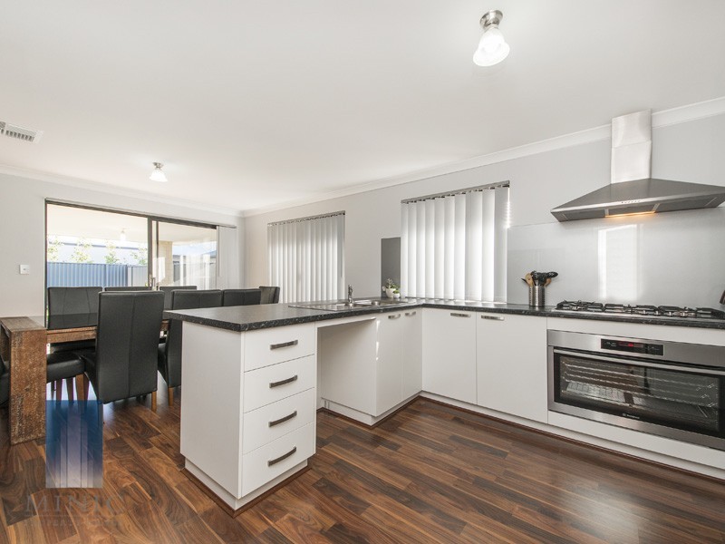 16 Nikon Road, Harrisdale WA 6112