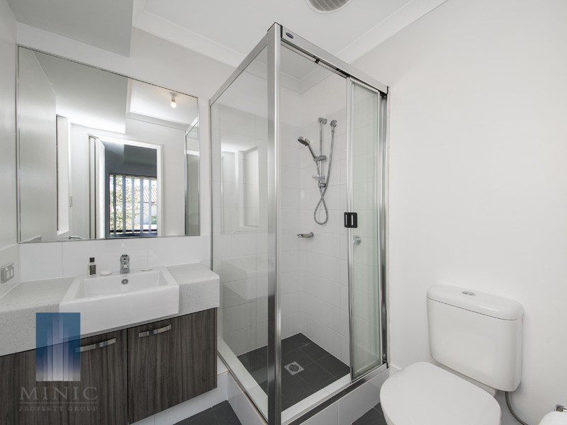 16 Nikon Road, Harrisdale WA 6112