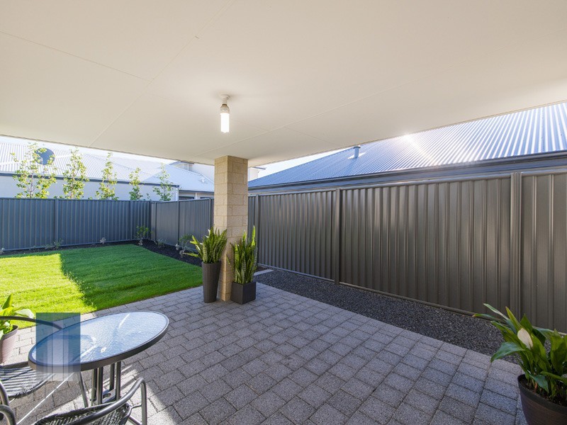 16 Nikon Road, Harrisdale WA 6112