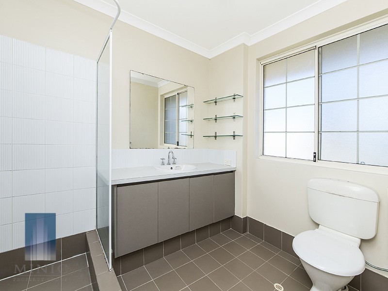 8/26 Morgan Street, Cannington WA 6107