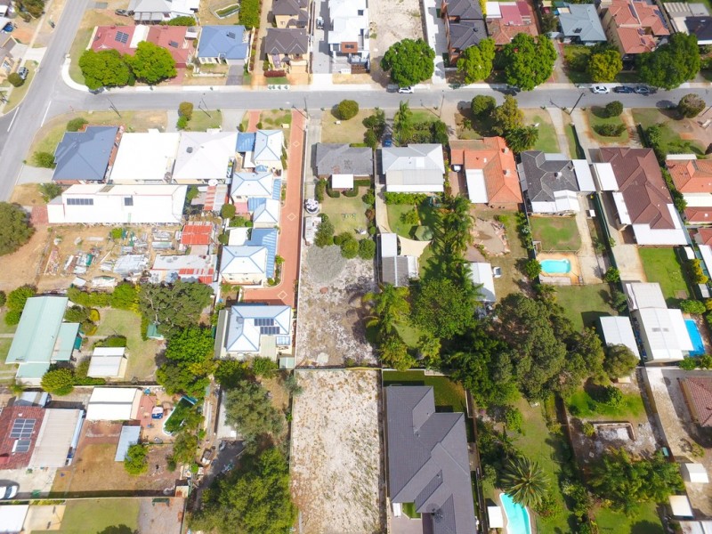 23 Pearl Road, Cloverdale WA 6105