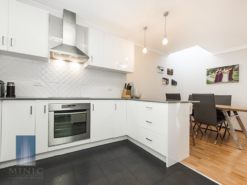 12/3 Acacia Place, Lynwood WA 6147