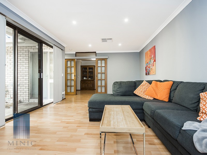 12/3 Acacia Place, Lynwood WA 6147