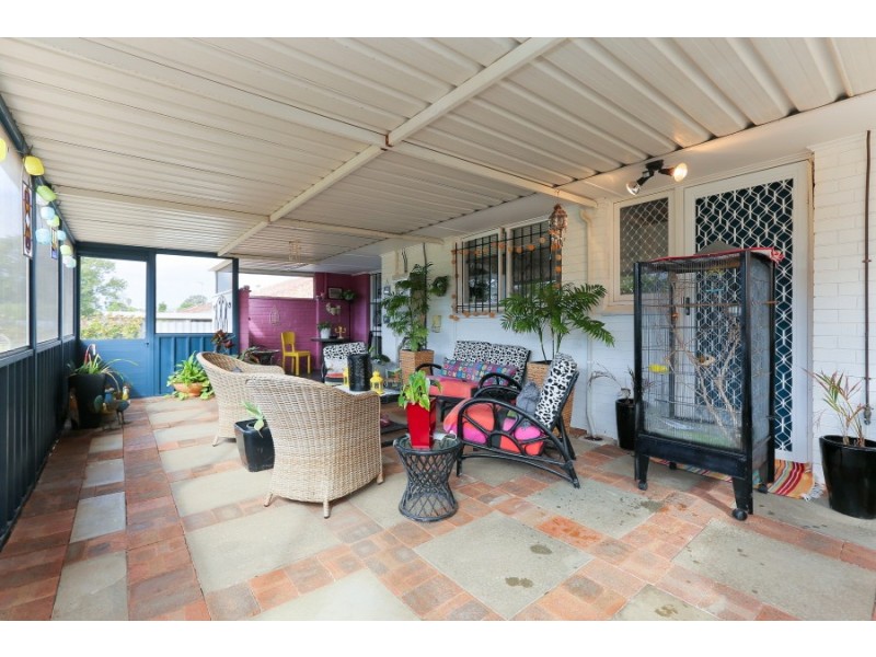 12 Pudney Place, Orelia WA 6167