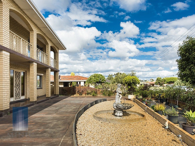 6 Barmond Road, Cannington WA 6107