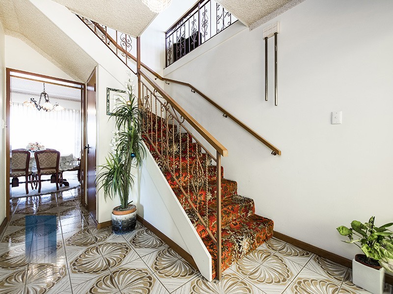 6 Barmond Road, Cannington WA 6107