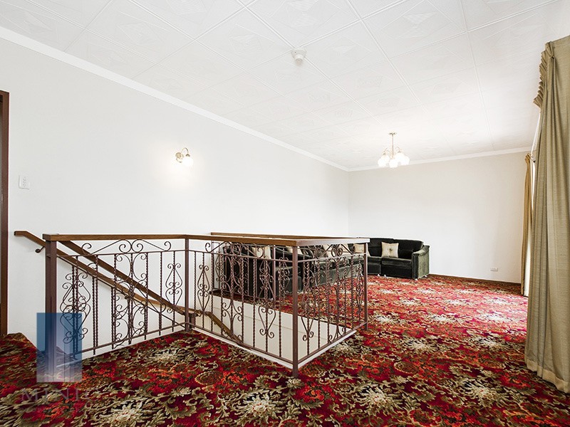 6 Barmond Road, Cannington WA 6107