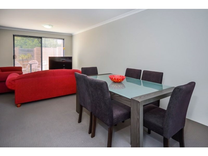 7/9 Streatham Street, Beckenham WA 6107