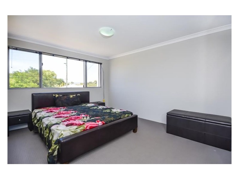 7/9 Streatham Street, Beckenham WA 6107