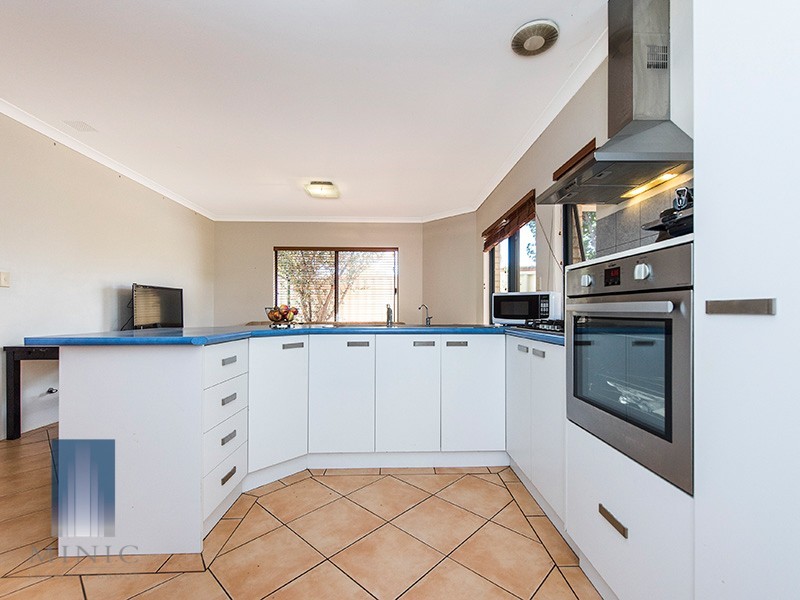 1B Hopkinson Way, Wilson WA 6107