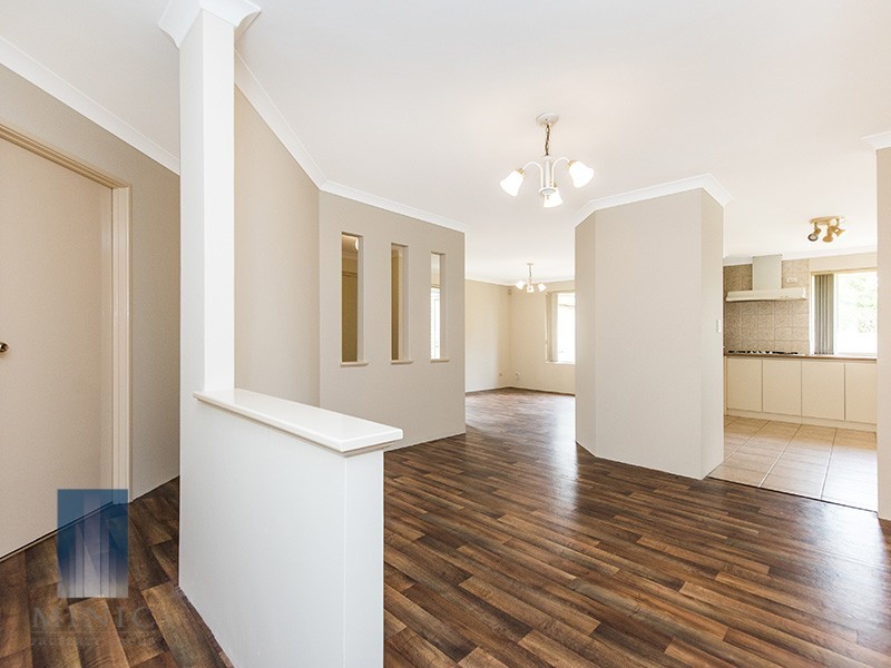 37 Aylesbury Close, Jandakot WA 6164