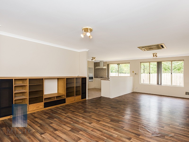 37 Aylesbury Close, Jandakot WA 6164