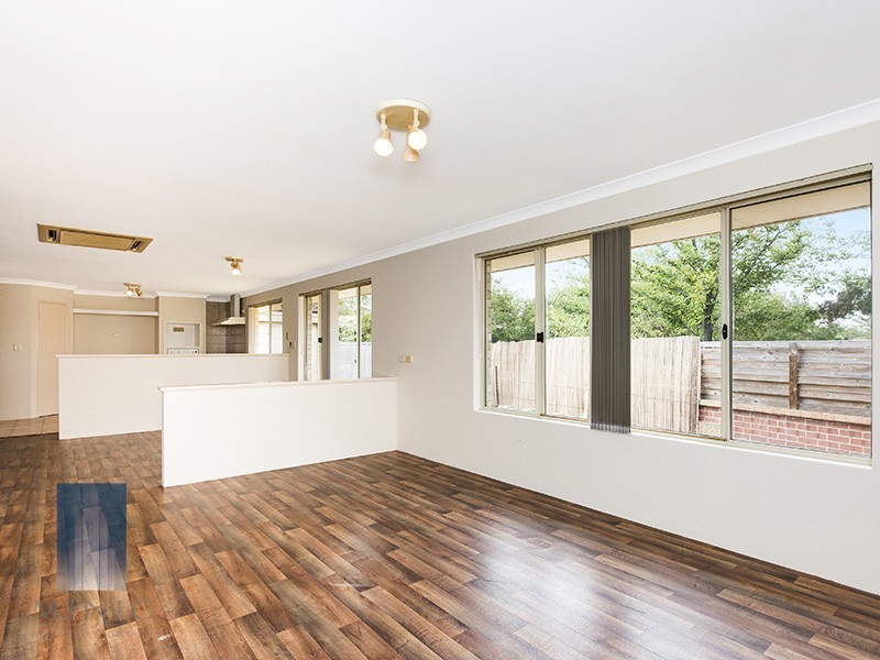 37 Aylesbury Close, Jandakot WA 6164
