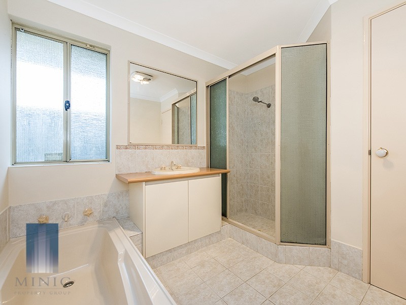 37 Aylesbury Close, Jandakot WA 6164