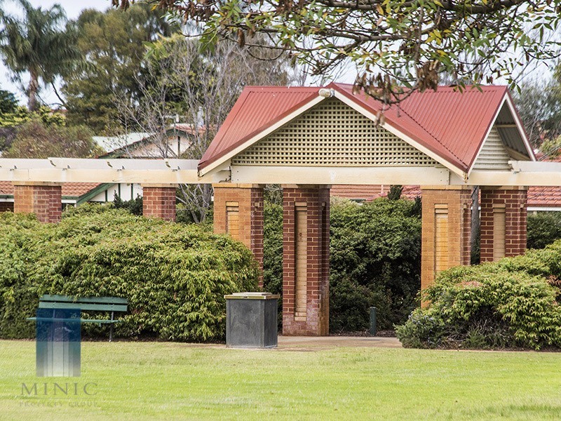 37 Aylesbury Close, Jandakot WA 6164