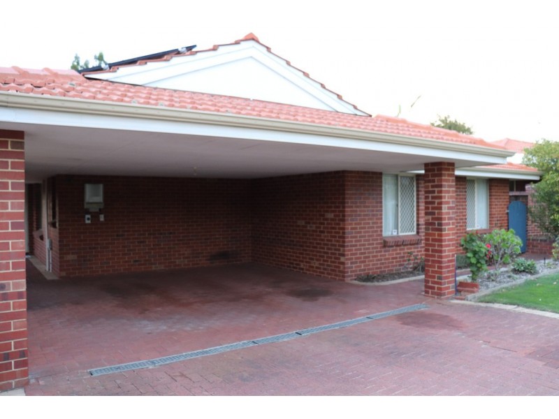 18 Davilak Crescent, Manning WA 6152