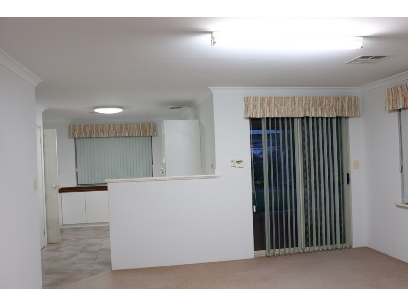 18 Davilak Crescent, Manning WA 6152