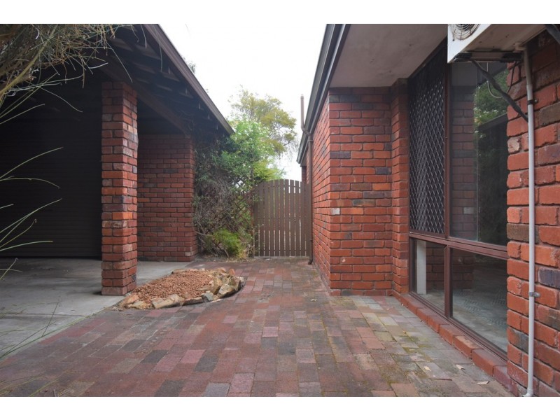 69 Hawford Way, Willetton WA 6155