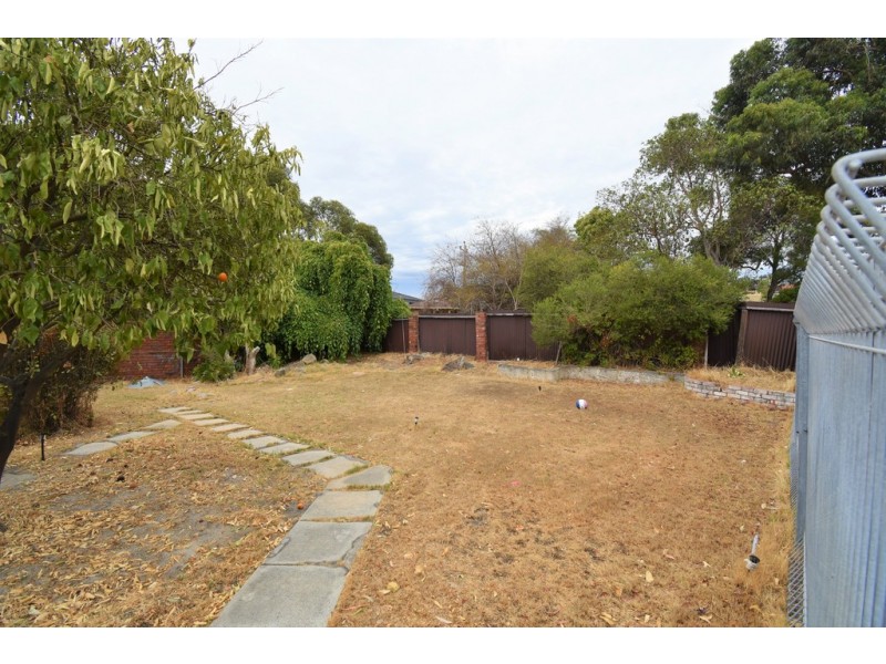 69 Hawford Way, Willetton WA 6155