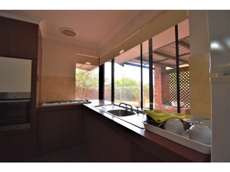 69 Hawford Way, Willetton WA 6155