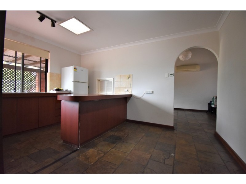 69 Hawford Way, Willetton WA 6155