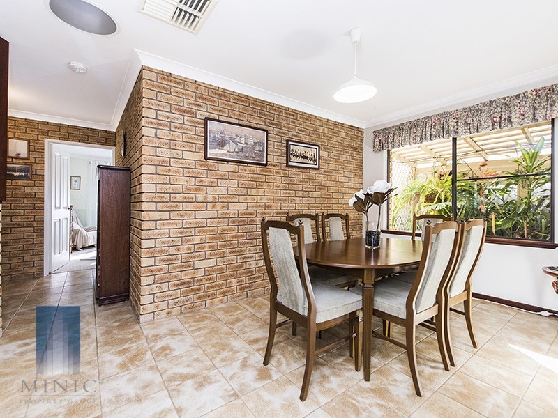 6 Carnac Close, Riverton WA 6148