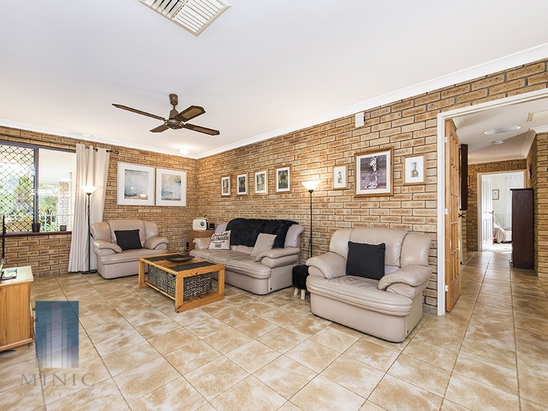 6 Carnac Close, Riverton WA 6148