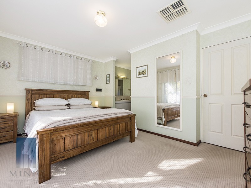 6 Carnac Close, Riverton WA 6148