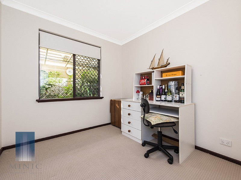 6 Carnac Close, Riverton WA 6148