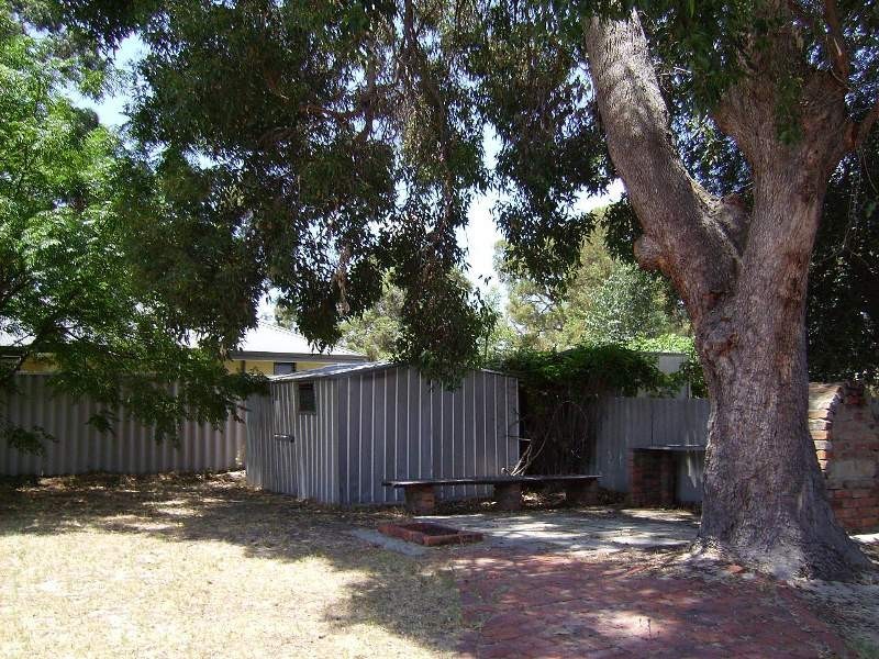 285 Hardey Road, Cloverdale WA 6105