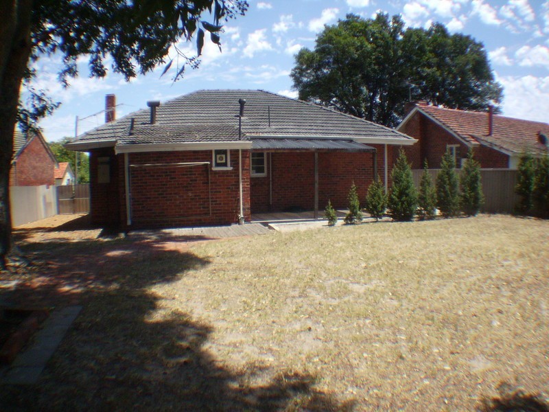 285 Hardey Road, Cloverdale WA 6105