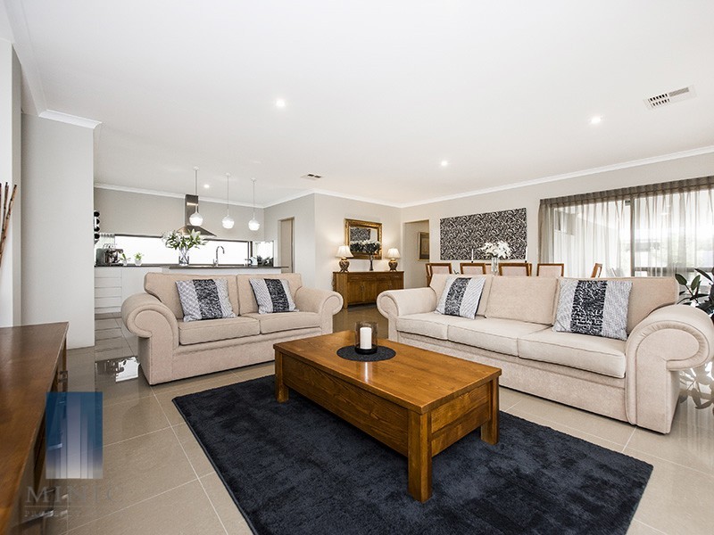 32 Anthus Corner, Waterford WA 6152