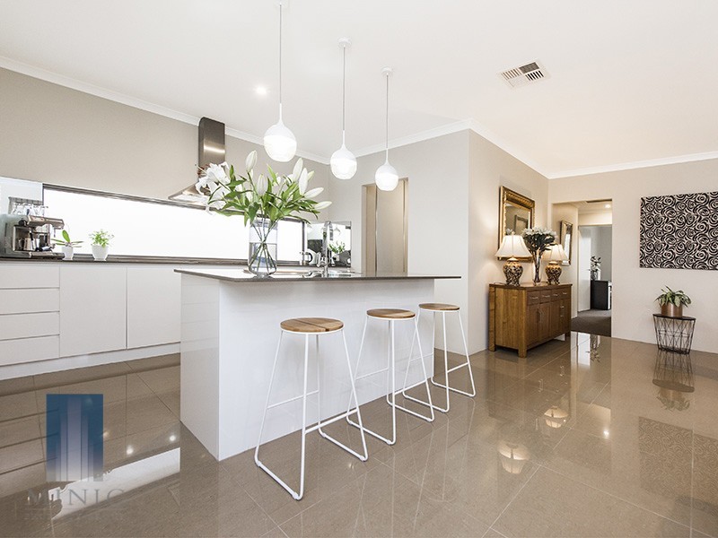 32 Anthus Corner, Waterford WA 6152