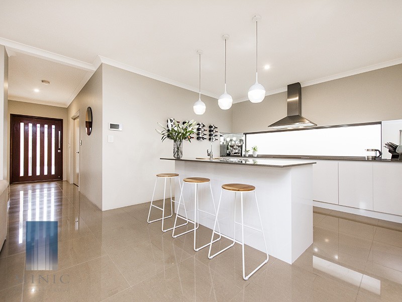 32 Anthus Corner, Waterford WA 6152