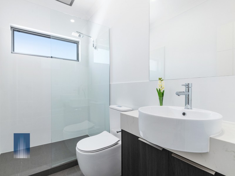 3 Oak Street, Cannington WA 6107