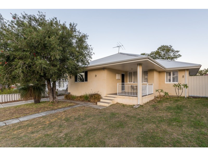 25 Treeby Street, Coolbellup WA 6163