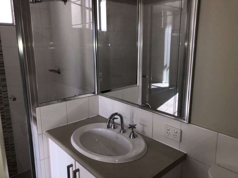 11B Crawford Street, Cannington WA 6107