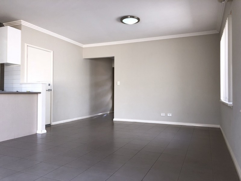 11B Crawford Street, Cannington WA 6107