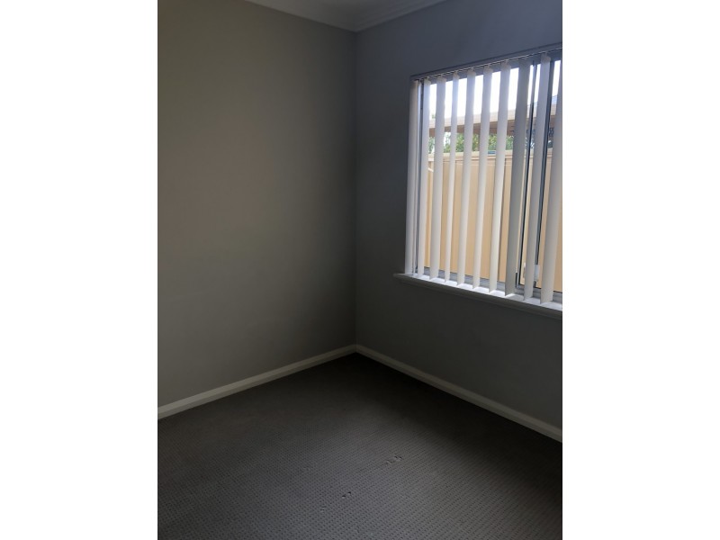 11B Crawford Street, Cannington WA 6107