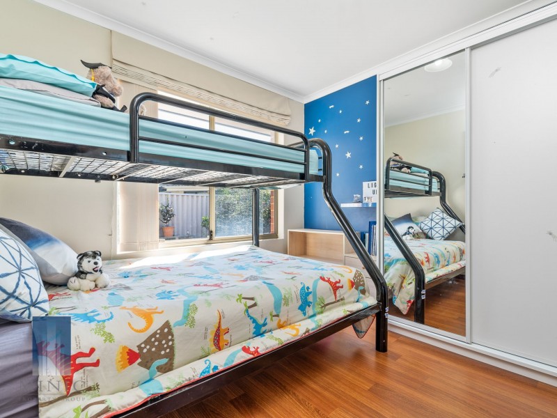 22 Cardiff Loop, Huntingdale WA 6110