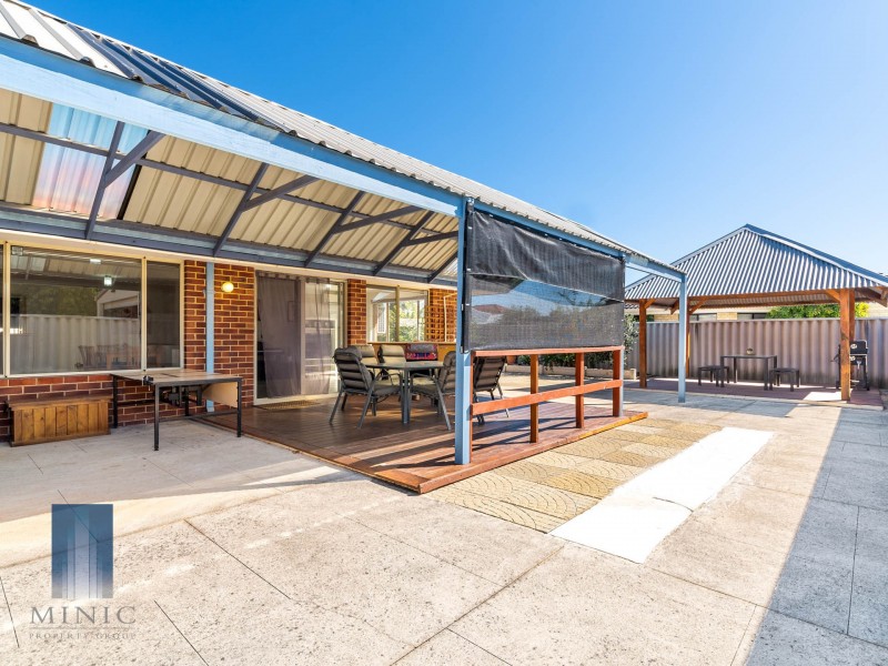 22 Cardiff Loop, Huntingdale WA 6110