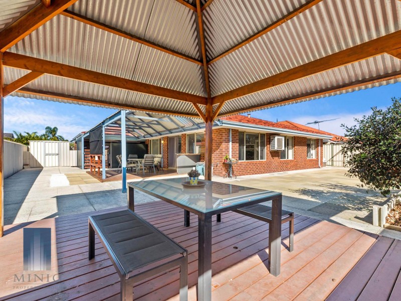 22 Cardiff Loop, Huntingdale WA 6110