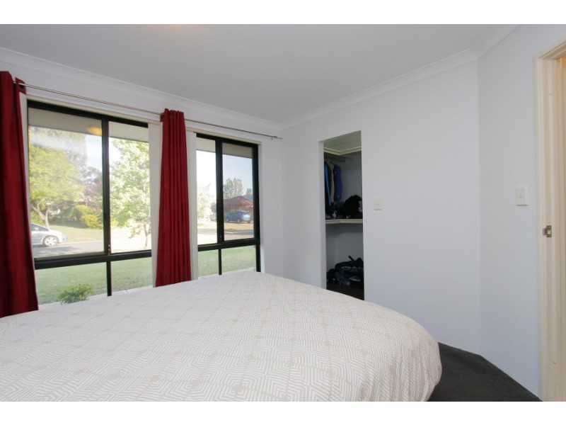 10 Bridal Crescent, Kenwick WA 6107