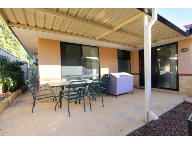 10 Bridal Crescent, Kenwick WA 6107