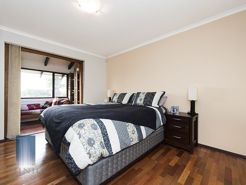 25 Hartung Way, Bull Creek WA 6149