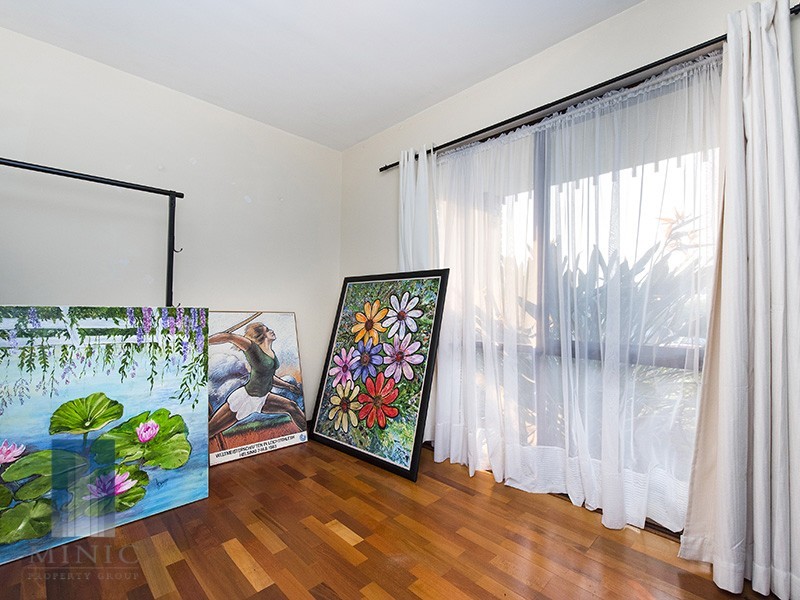 25 Hartung Way, Bull Creek WA 6149