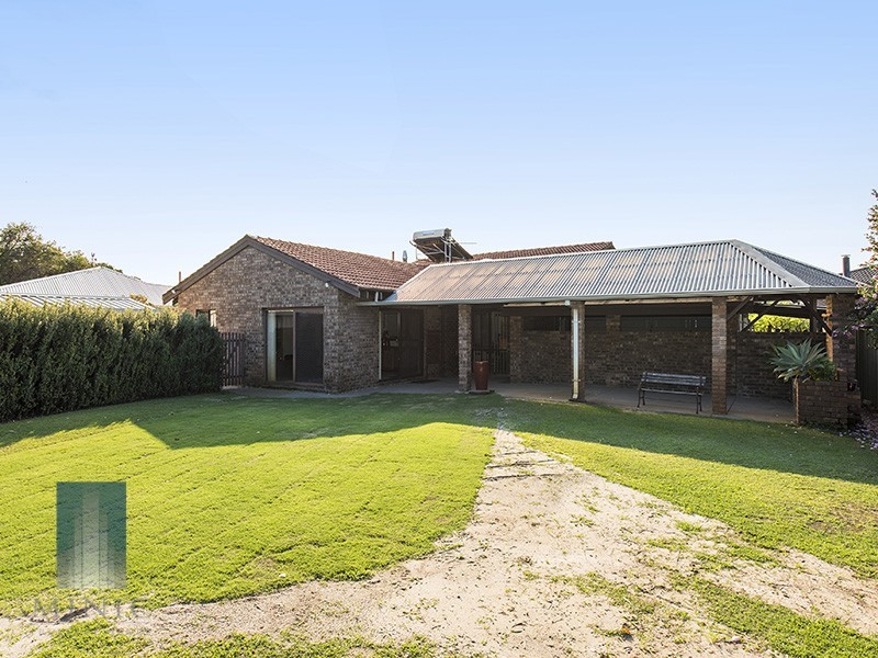 25 Hartung Way, Bull Creek WA 6149